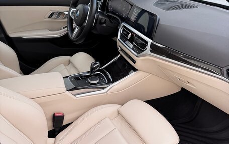 BMW 3 серия, 2020 год, 3 650 000 рублей, 23 фотография