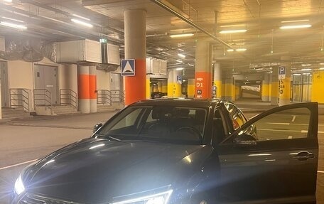 Audi A4, 2017 год, 1 850 000 рублей, 6 фотография