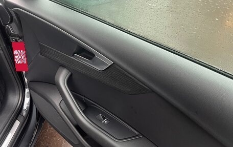 Audi A4, 2017 год, 1 850 000 рублей, 15 фотография