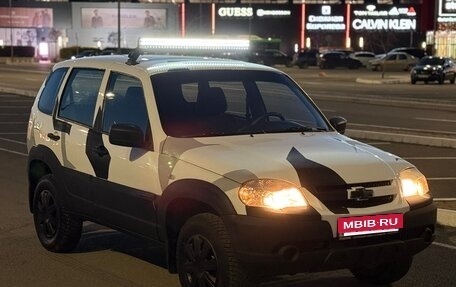 Chevrolet Niva I рестайлинг, 2017 год, 440 000 рублей, 16 фотография