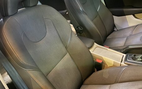 Volvo V40 Cross Country I, 2013 год, 1 200 000 рублей, 10 фотография