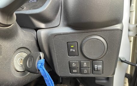 Daihatsu Mira e:S II, 2019 год, 580 000 рублей, 20 фотография