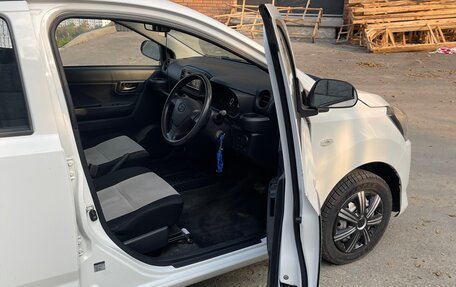 Daihatsu Mira e:S II, 2019 год, 580 000 рублей, 18 фотография