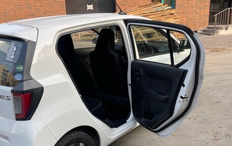 Daihatsu Mira e:S II, 2019 год, 580 000 рублей, 16 фотография