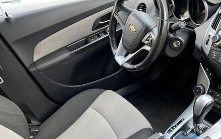 Chevrolet Cruze II, 2013 год, 550 000 рублей, 6 фотография