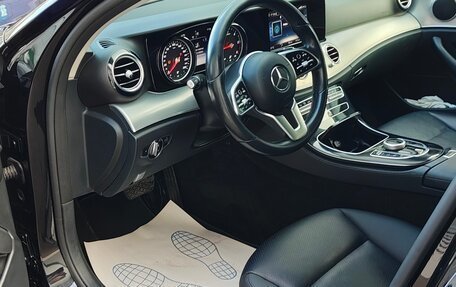 Mercedes-Benz E-Класс, 2019 год, 1 899 000 рублей, 3 фотография