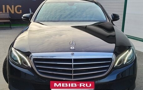 Mercedes-Benz E-Класс, 2019 год, 1 899 000 рублей, 7 фотография