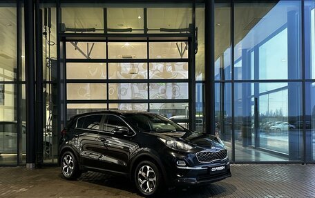 KIA Sportage IV рестайлинг, 2018 год, 2 050 000 рублей, 1 фотография