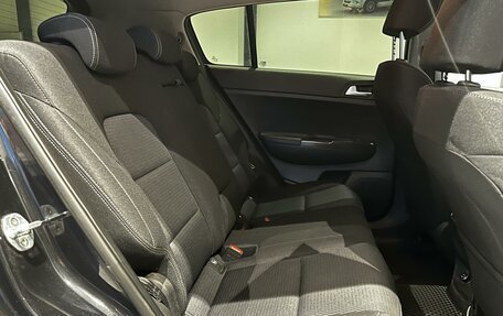 KIA Sportage IV рестайлинг, 2018 год, 2 050 000 рублей, 7 фотография