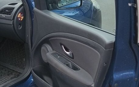 Renault Megane III, 2010 год, 700 000 рублей, 8 фотография