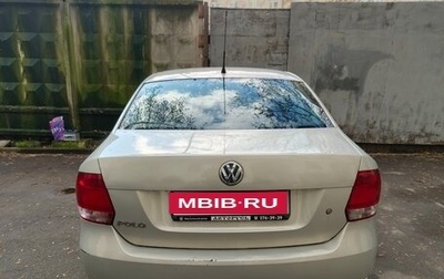 Volkswagen Polo VI (EU Market), 2012 год, 750 000 рублей, 1 фотография