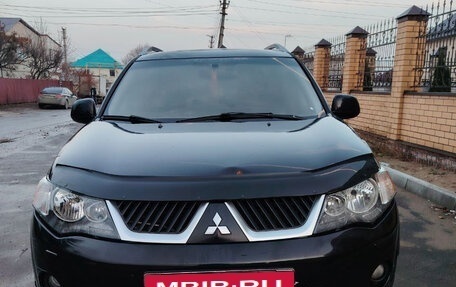 Mitsubishi Outlander III рестайлинг 3, 2008 год, 650 000 рублей, 1 фотография