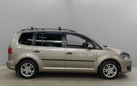 Volkswagen Touran III, 2013 год, 920 850 рублей, 4 фотография