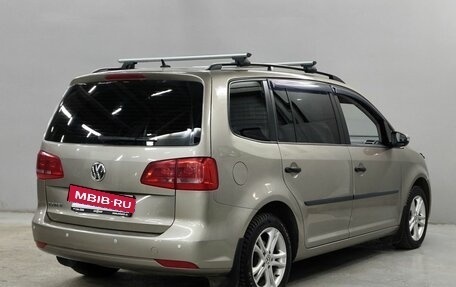 Volkswagen Touran III, 2013 год, 920 850 рублей, 5 фотография