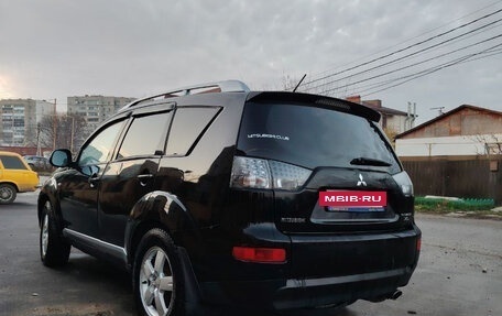 Mitsubishi Outlander III рестайлинг 3, 2008 год, 650 000 рублей, 3 фотография