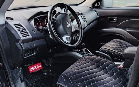 Mitsubishi Outlander III рестайлинг 3, 2008 год, 650 000 рублей, 11 фотография