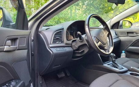 Hyundai Elantra VI рестайлинг, 2018 год, 1 790 000 рублей, 5 фотография