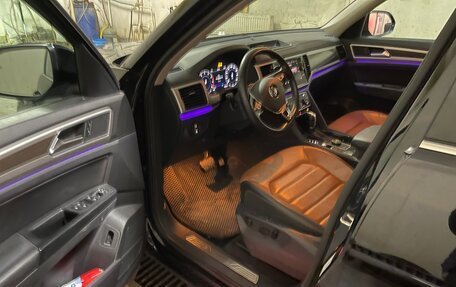 Volkswagen Teramont I, 2018 год, 3 550 000 рублей, 9 фотография