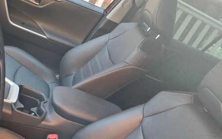 Toyota RAV4, 2022 год, 5 500 000 рублей, 5 фотография