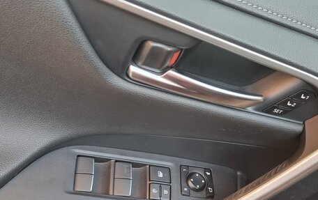 Toyota RAV4, 2022 год, 5 500 000 рублей, 7 фотография