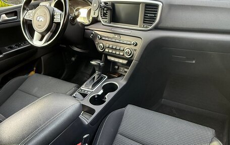 KIA Sportage IV рестайлинг, 2020 год, 2 200 000 рублей, 5 фотография