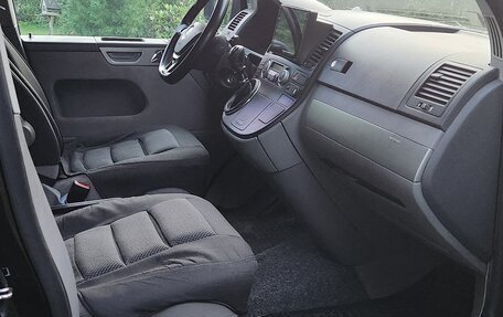 Volkswagen Multivan T5, 2008 год, 1 850 000 рублей, 3 фотография