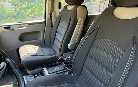 Volkswagen Multivan T5, 2008 год, 1 850 000 рублей, 6 фотография