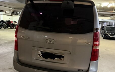 Hyundai Grand Starex Grand Starex I рестайлинг 2, 2013 год, 2 200 000 рублей, 1 фотография