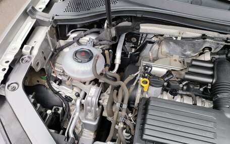 Volkswagen Tiguan II, 2019 год, 2 812 000 рублей, 27 фотография