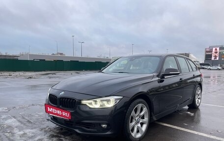 BMW 3 серия, 2017 год, 2 700 000 рублей, 28 фотография