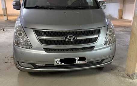 Hyundai Grand Starex Grand Starex I рестайлинг 2, 2013 год, 2 200 000 рублей, 2 фотография