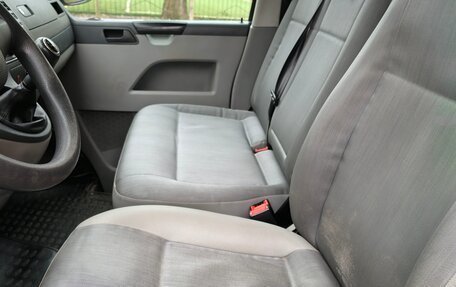 Volkswagen Transporter T5 рестайлинг, 2014 год, 2 070 000 рублей, 10 фотография