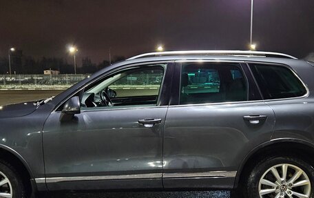 Volkswagen Touareg III, 2013 год, 2 335 000 рублей, 6 фотография