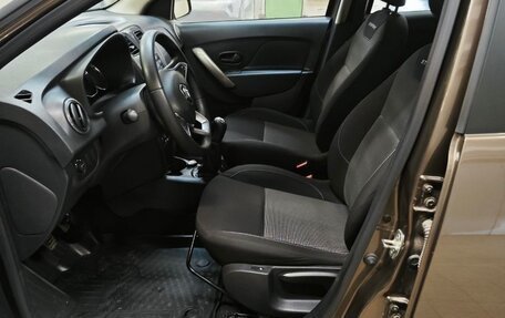 Renault Sandero II рестайлинг, 2020 год, 1 200 000 рублей, 9 фотография