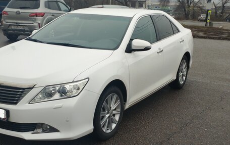 Toyota Camry, 2013 год, 2 500 000 рублей, 2 фотография