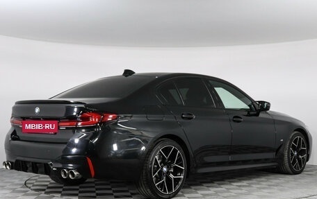 BMW 5 серия, 2020 год, 5 497 000 рублей, 2 фотография