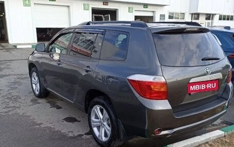 Toyota Highlander III, 2009 год, 1 875 000 рублей, 4 фотография