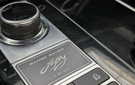 Land Rover Range Rover IV рестайлинг, 2022 год, 10 000 000 рублей, 12 фотография