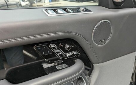 Land Rover Range Rover IV рестайлинг, 2022 год, 10 000 000 рублей, 15 фотография