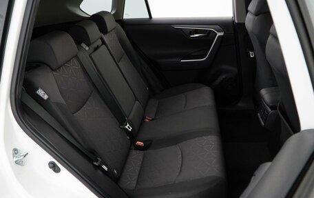 Toyota RAV4, 2021 год, 3 674 434 рублей, 8 фотография