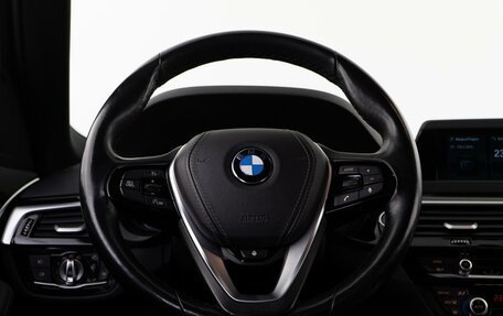 BMW 5 серия, 2017 год, 3 098 077 рублей, 12 фотография