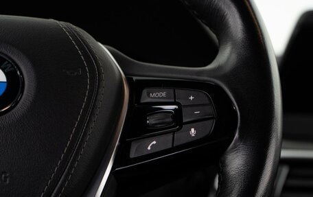 BMW 5 серия, 2017 год, 3 098 077 рублей, 14 фотография