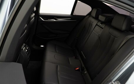 BMW 5 серия, 2017 год, 3 098 077 рублей, 9 фотография