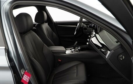 BMW 5 серия, 2017 год, 3 098 077 рублей, 8 фотография