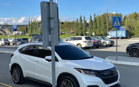 Honda HR-V II, 2022 год, 2 640 000 рублей, 3 фотография