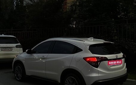 Honda HR-V II, 2022 год, 2 640 000 рублей, 4 фотография