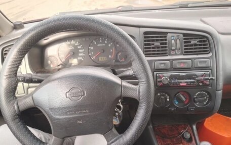 Nissan Primera II рестайлинг, 1999 год, 180 000 рублей, 4 фотография