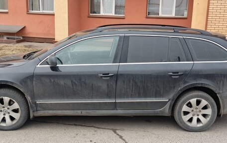 Skoda Superb III рестайлинг, 2013 год, 900 000 рублей, 7 фотография