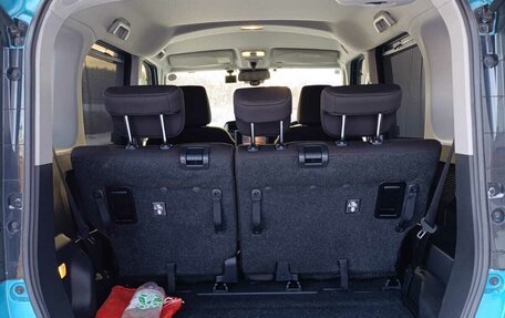 Toyota Roomy I, 2020 год, 1 350 000 рублей, 9 фотография