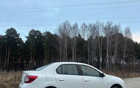 Renault Logan II, 2018 год, 630 000 рублей, 4 фотография